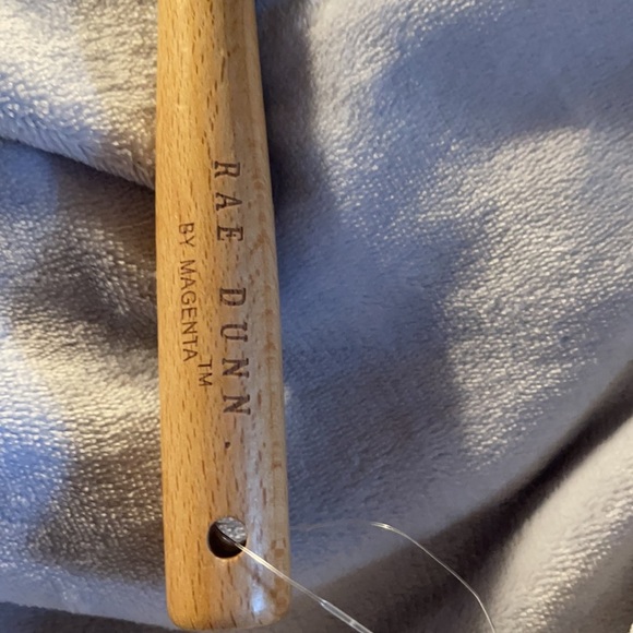 “Crack Me Up” Rae Dunn Spatula/Egg Cookie Cutter - Picture 3 of 3